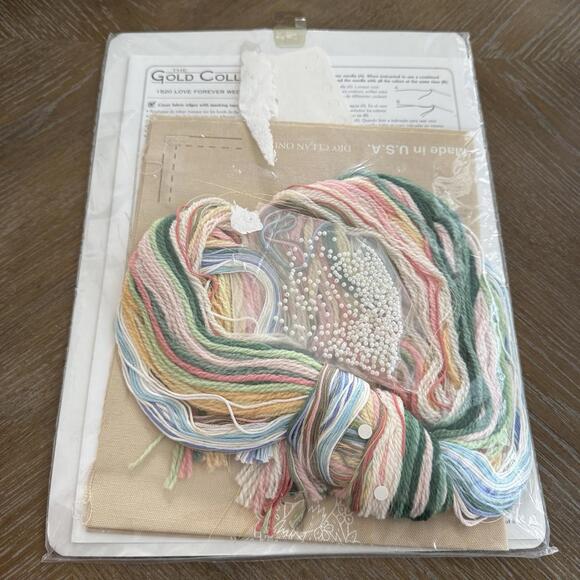 Dimensions Gold Collection Crewel Kit Love Forever Wedding Record 1999 - Picture 4 of 5